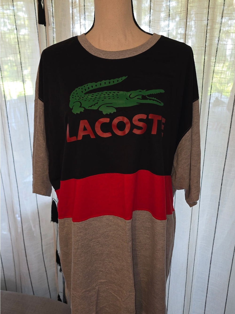 Lacoste Black Red Gray Colorblock Short Sleeve Tee with Green Crocodile